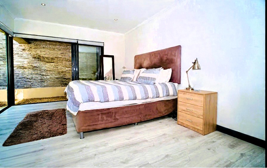 3 Bedroom Property for Sale in Calypso Beach Western Cape